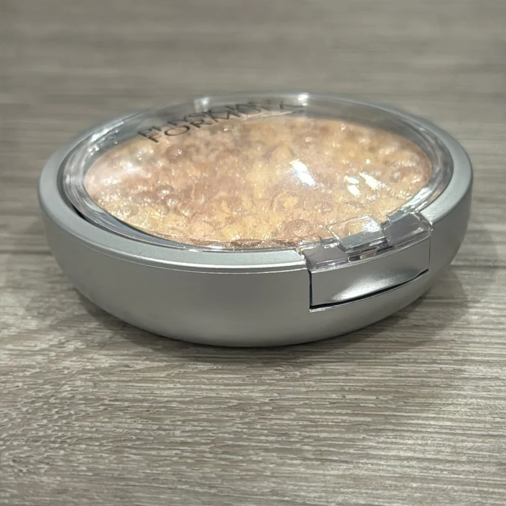 Physicians Formula Mineral Glow Pearls Light Bronze Pearl Bronzer Highlighter